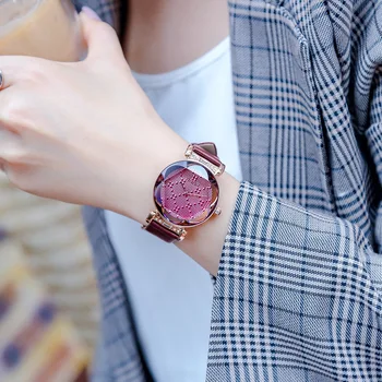  Модни Кръгли Кристални Иновативни Ръчен Часовник с Циферблат, Ежедневни Ръчен Часовник с Кожена Каишка, Модерни Водоустойчиви Часовници за Жени, Подаръци